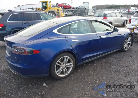 2015 Tesla Model S 70D/85D/P85D z USA, uszkodzony, nr VIN 5YJSA1S20FF093624